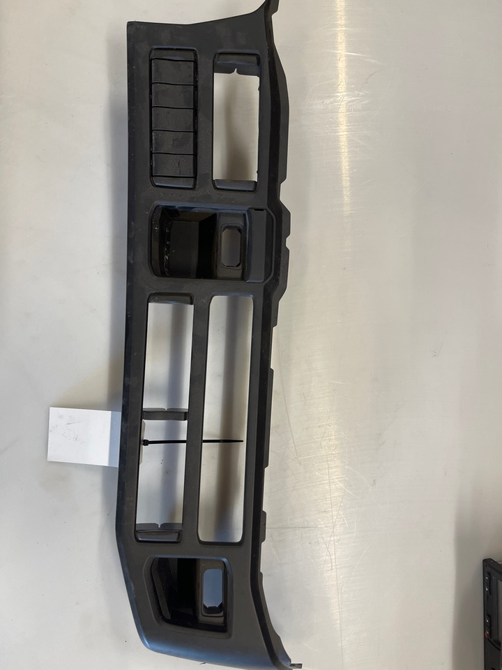 SCANIA PANEL 2084604 - Cabine en interieur voor Vrachtwagen: afbeelding 2 SCANIA PANEL 2084604 - Cabine en interieur voor Vrachtwagen: afbeelding 2