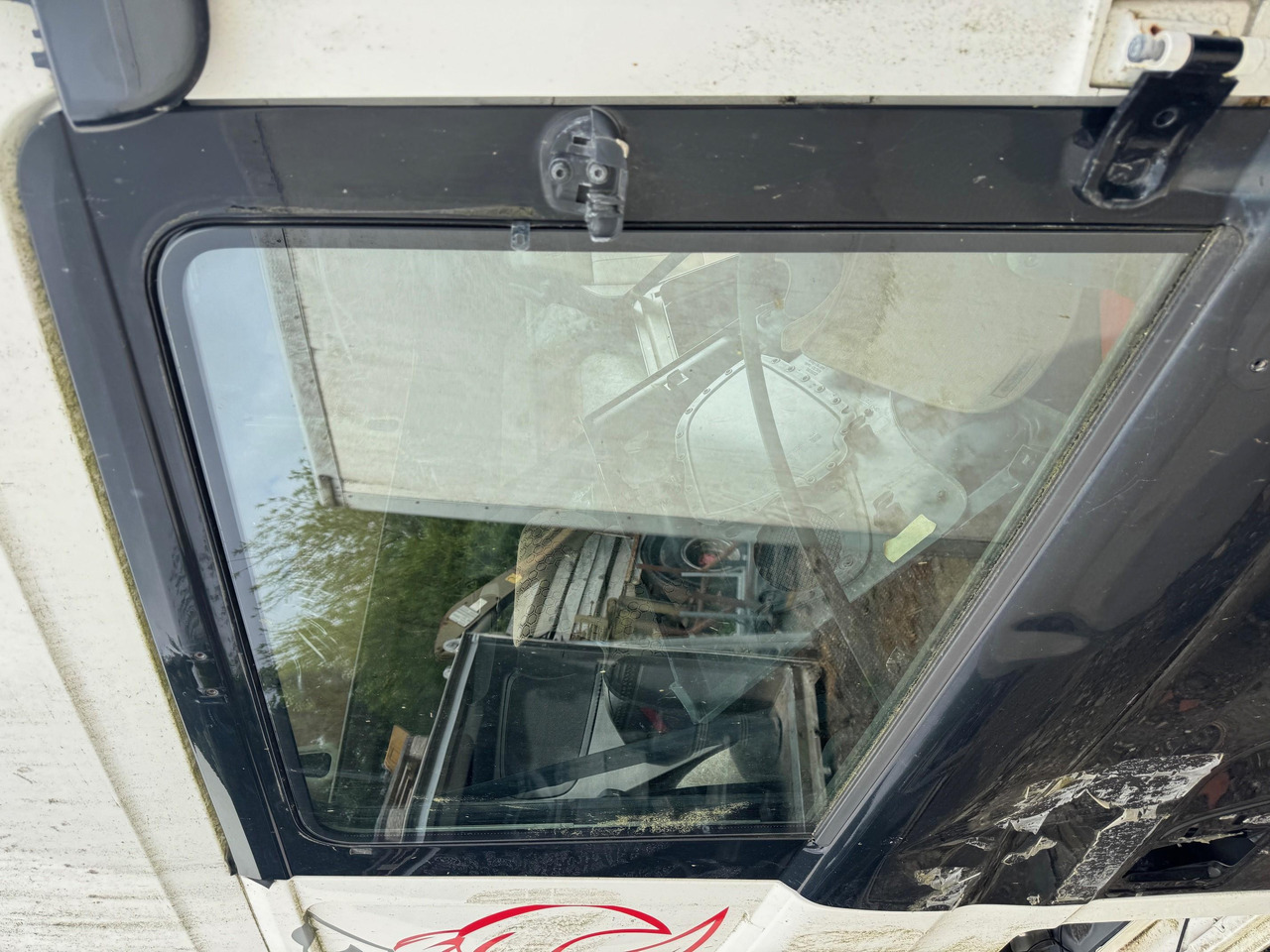SCANIA THERMO GLAZ WINDOR 1910637 - Cabine en interieur voor Vrachtwagen: afbeelding 1 SCANIA THERMO GLAZ WINDOR 1910637 - Cabine en interieur voor Vrachtwagen: afbeelding 1