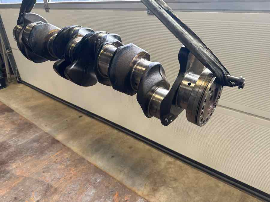 VOLVO CRANKSHAFT 8131247 - Motor en onderdelen voor Vrachtwagen: afbeelding 2 VOLVO CRANKSHAFT 8131247 - Motor en onderdelen voor Vrachtwagen: afbeelding 2