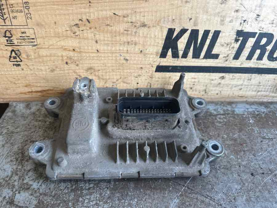 VOLVO ECU SCR 23719483 - Elektrisch systeem voor Vrachtwagen: afbeelding 1 VOLVO ECU SCR 23719483 - Elektrisch systeem voor Vrachtwagen: afbeelding 1