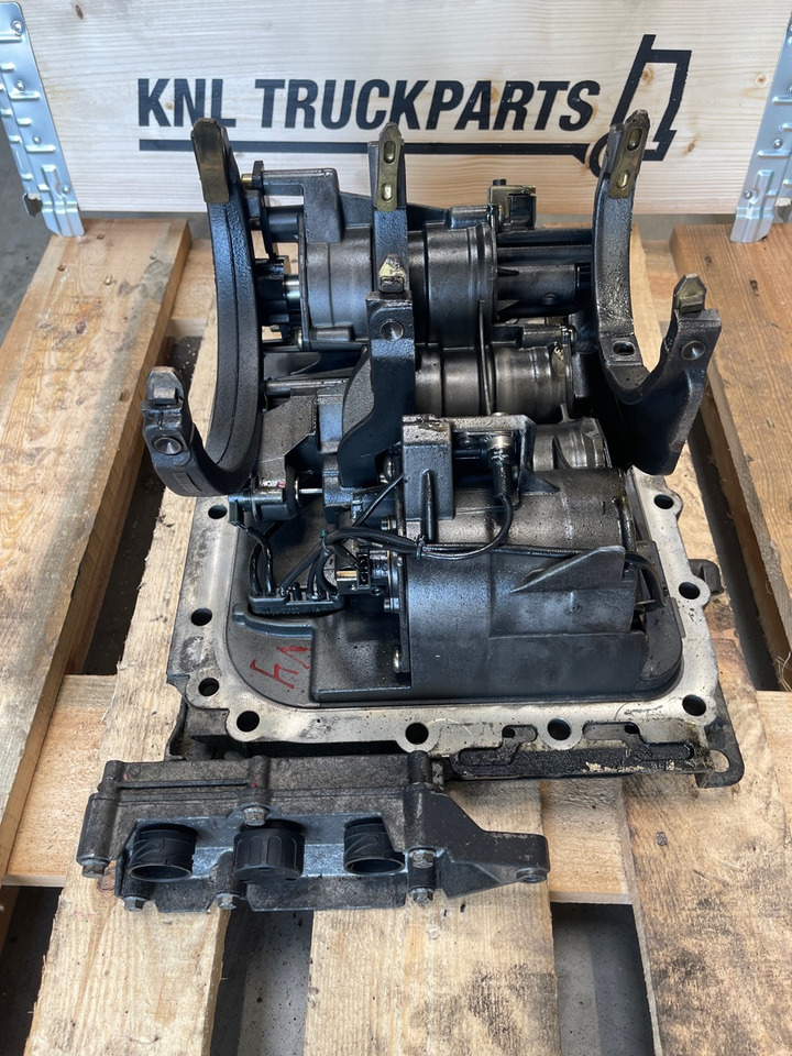 VOLVO ISHIFT SHIFTING HOUSE COMPLETE VT2412B - Versnellingsbak en onderdelen voor Vrachtwagen: afbeelding 2 VOLVO ISHIFT SHIFTING HOUSE COMPLETE VT2412B - Versnellingsbak en onderdelen voor Vrachtwagen: afbeelding 2