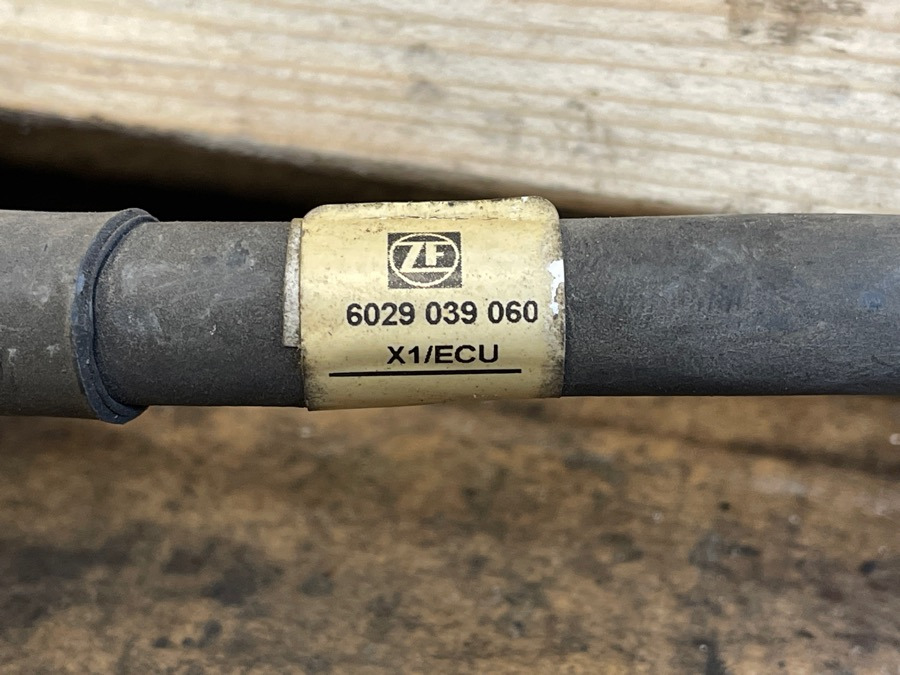 ZF EST CABEL 6029039060 - Kabels/ Draden voor Vrachtwagen: afbeelding 2 ZF EST CABEL 6029039060 - Kabels/ Draden voor Vrachtwagen: afbeelding 2