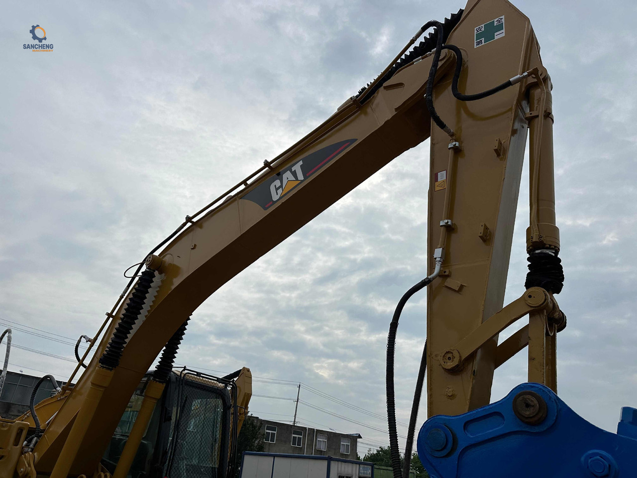 CAT 320CL with hammer crawler excavator - Rupsgraafmachine: afbeelding 5 CAT 320CL with hammer crawler excavator - Rupsgraafmachine: afbeelding 5