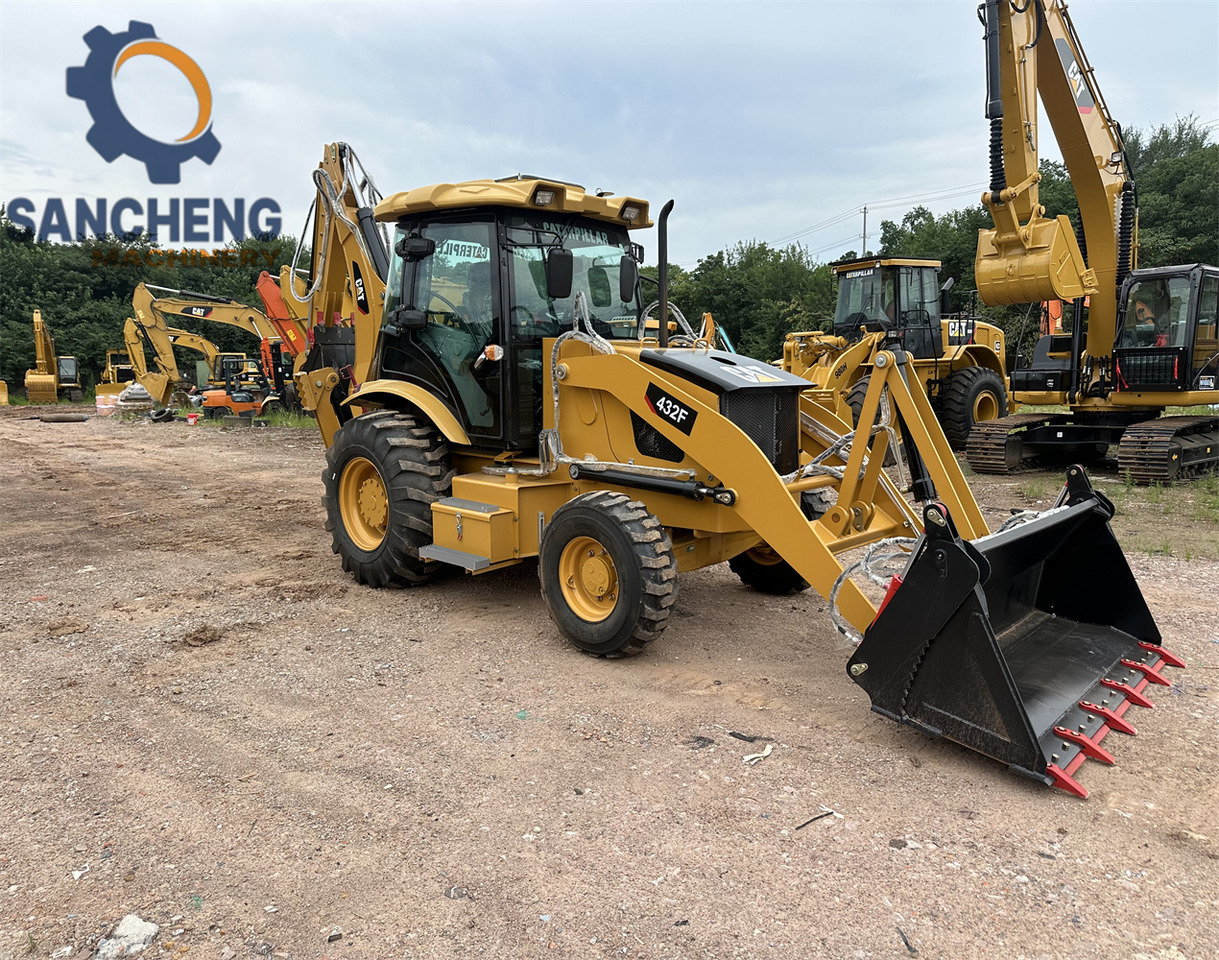 CAT 432F - Graaflaadmachine: afbeelding 2 CAT 432F - Graaflaadmachine: afbeelding 2