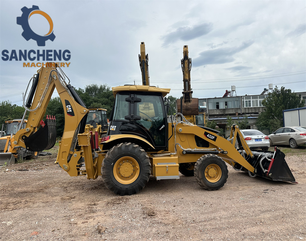 CAT 432F - Graaflaadmachine: afbeelding 1 CAT 432F - Graaflaadmachine: afbeelding 1