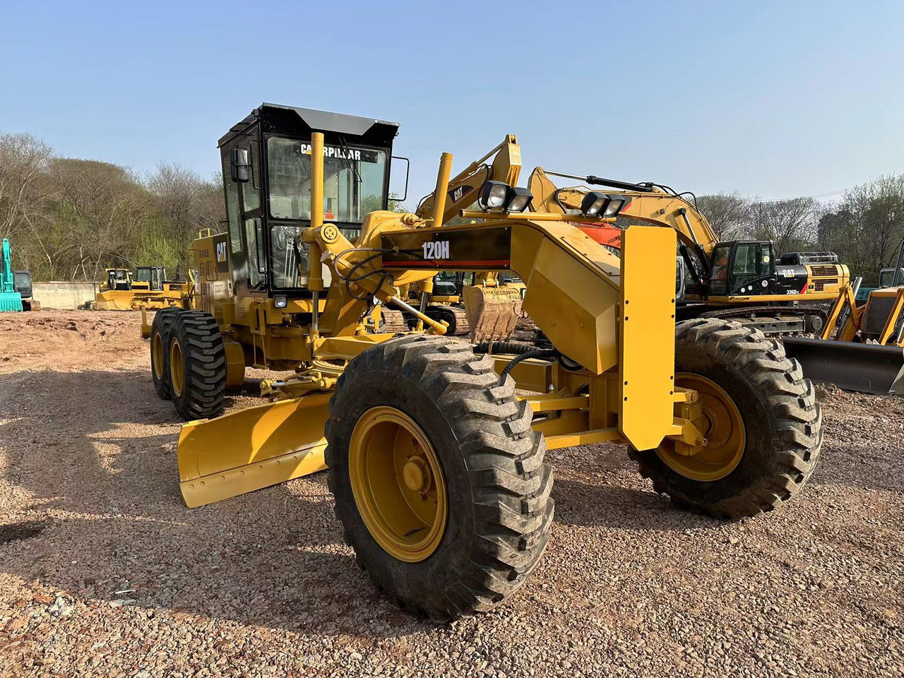 CATERPILLAR 120H motor grader - Grader: afbeelding 3 CATERPILLAR 120H motor grader - Grader: afbeelding 3