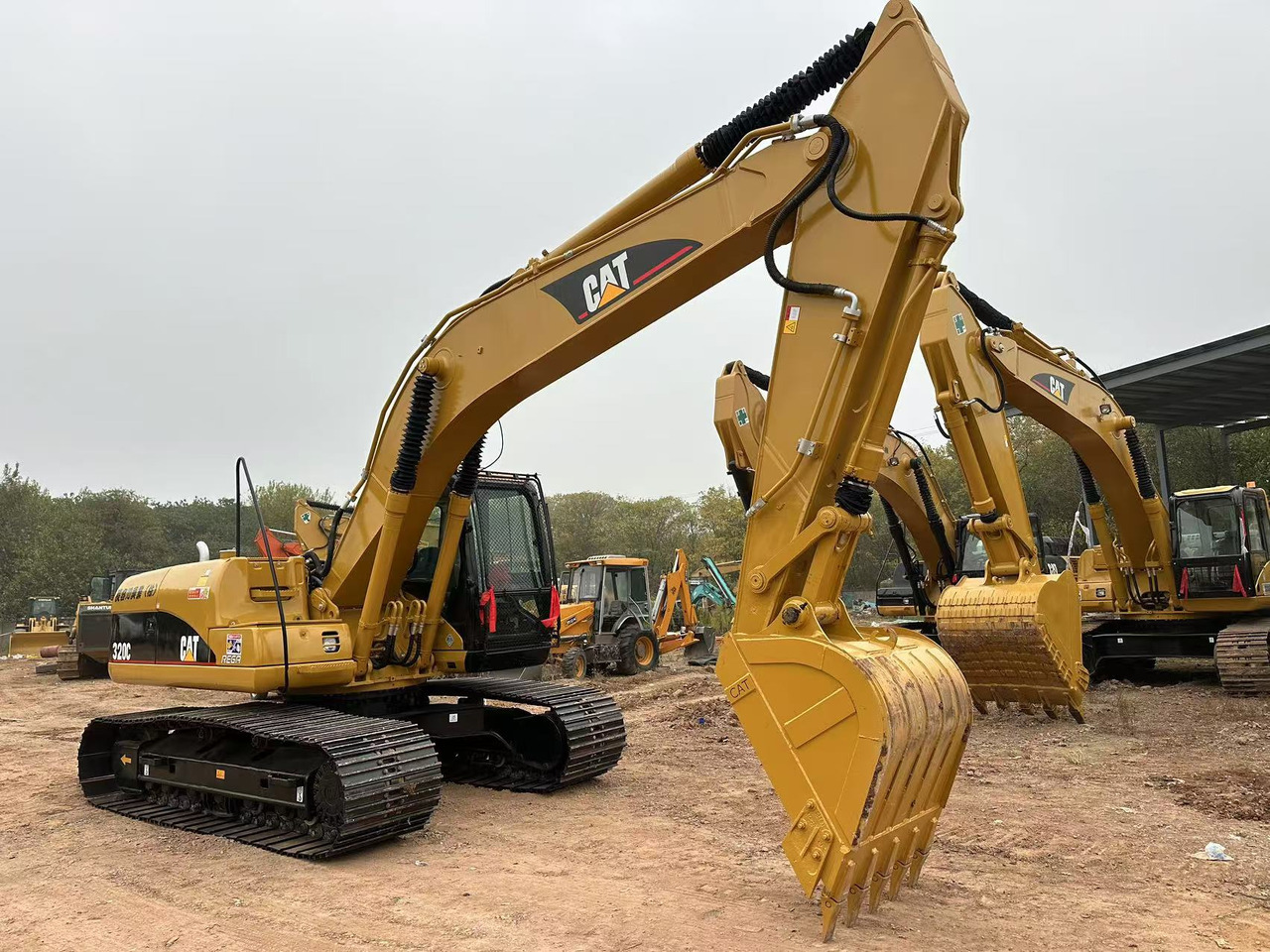 CATERPILLAR 320CL - Rupsgraafmachine: afbeelding 4 CATERPILLAR 320CL - Rupsgraafmachine: afbeelding 4