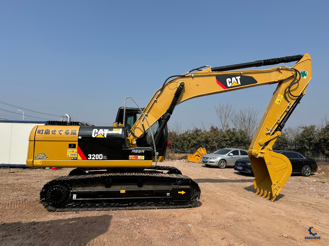 CATERPILLAR 320D2L - Rupsgraafmachine: afbeelding 2 CATERPILLAR 320D2L - Rupsgraafmachine: afbeelding 2