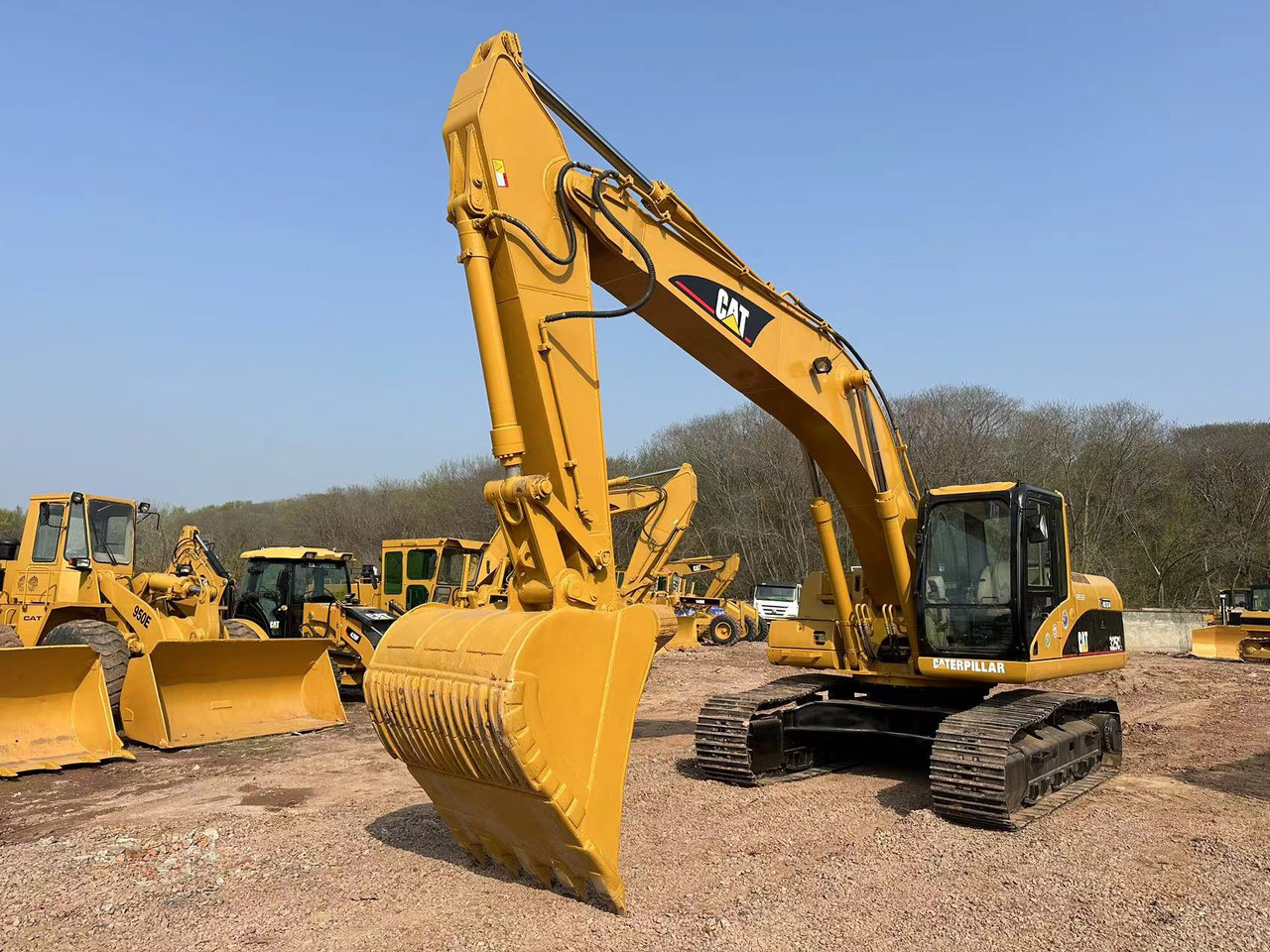 CATERPILLAR 325C - Rupsgraafmachine: afbeelding 2 CATERPILLAR 325C - Rupsgraafmachine: afbeelding 2