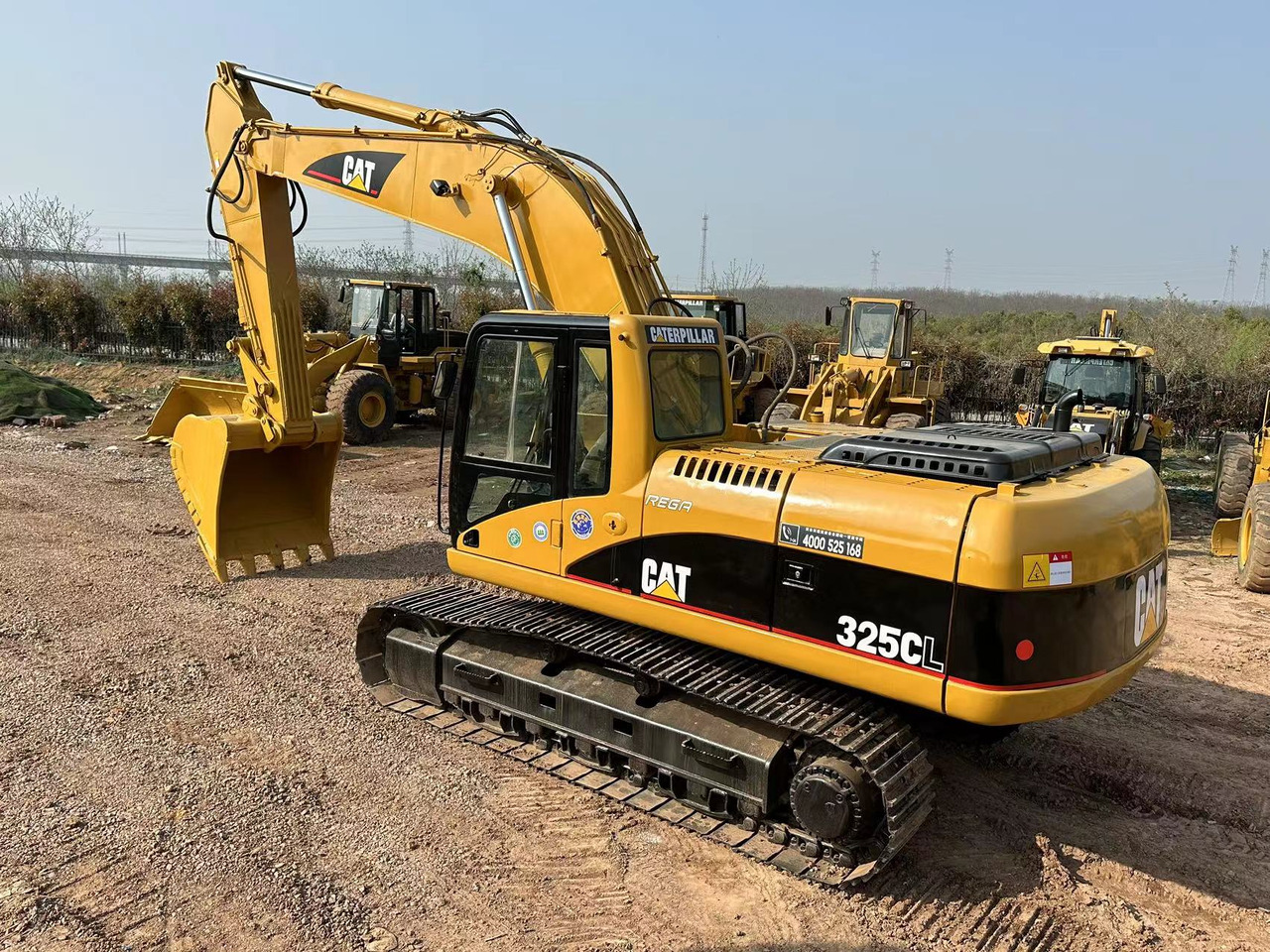 CATERPILLAR 325C - Rupsgraafmachine: afbeelding 4 CATERPILLAR 325C - Rupsgraafmachine: afbeelding 4