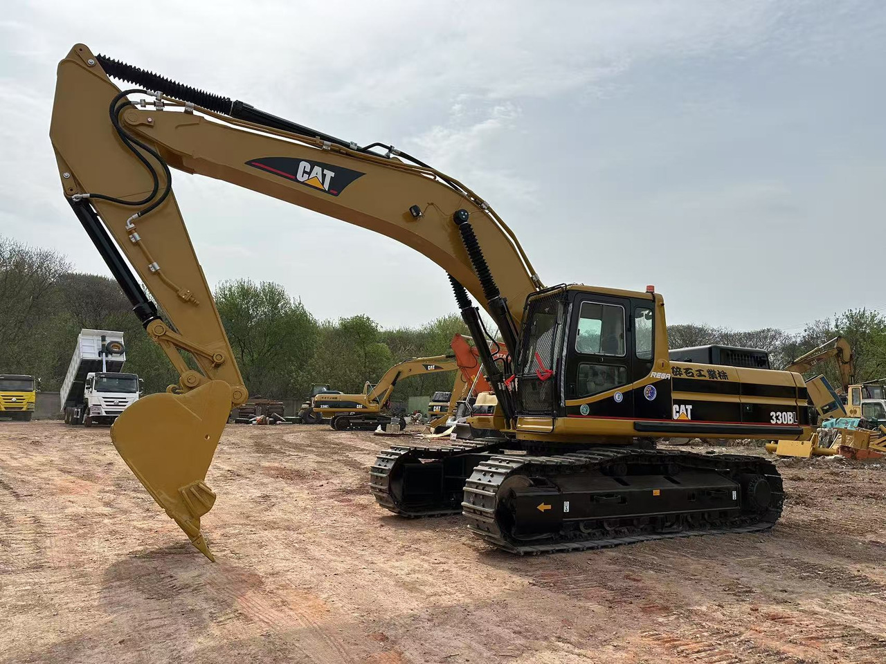 CATERPILLAR 330BL - Graafmachine: afbeelding 4 CATERPILLAR 330BL - Graafmachine: afbeelding 4