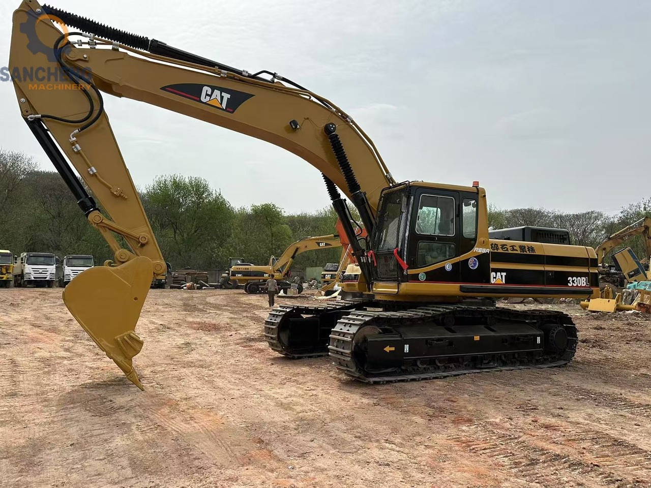 CATERPILLAR 330BL - Rupsgraafmachine: afbeelding 3 CATERPILLAR 330BL - Rupsgraafmachine: afbeelding 3