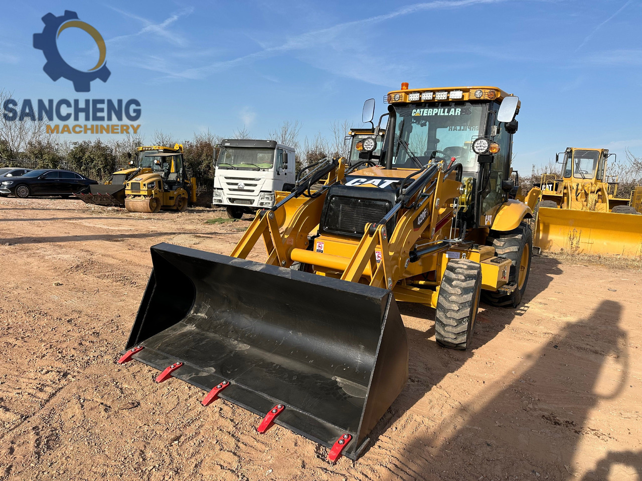 CATERPILLAR 420F2 - Graaflaadmachine: afbeelding 5 CATERPILLAR 420F2 - Graaflaadmachine: afbeelding 5
