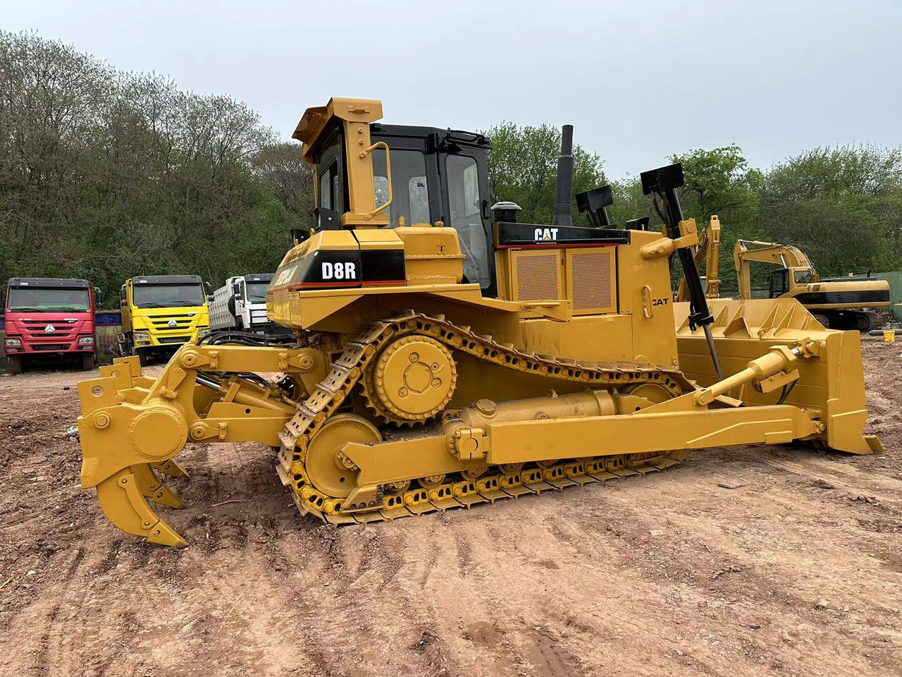 CATERPILLAR D8R - Bulldozer: afbeelding 2 CATERPILLAR D8R - Bulldozer: afbeelding 2