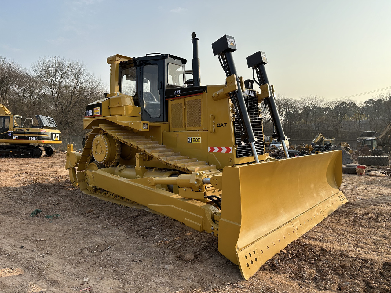 CATERPILLAR D8R - Bulldozer: afbeelding 2 CATERPILLAR D8R - Bulldozer: afbeelding 2