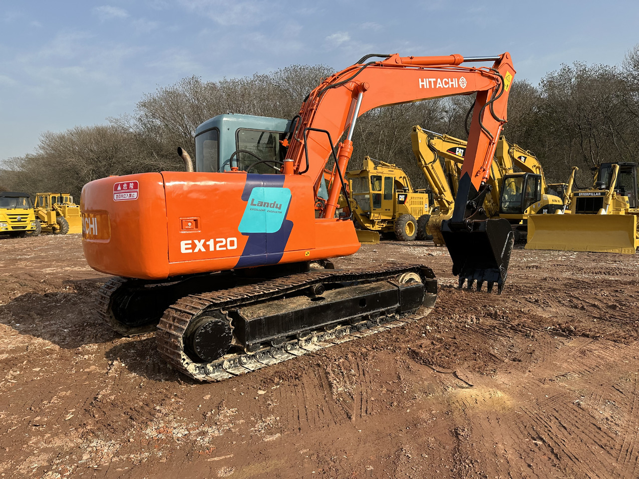 HITACHI EX120 - Rupsgraafmachine: afbeelding 2 HITACHI EX120 - Rupsgraafmachine: afbeelding 2