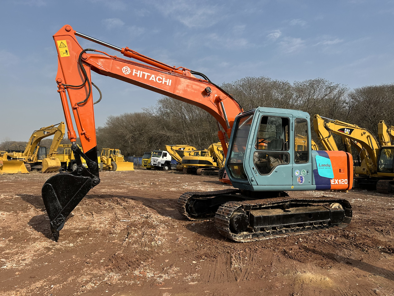 HITACHI EX120 - Rupsgraafmachine: afbeelding 3 HITACHI EX120 - Rupsgraafmachine: afbeelding 3