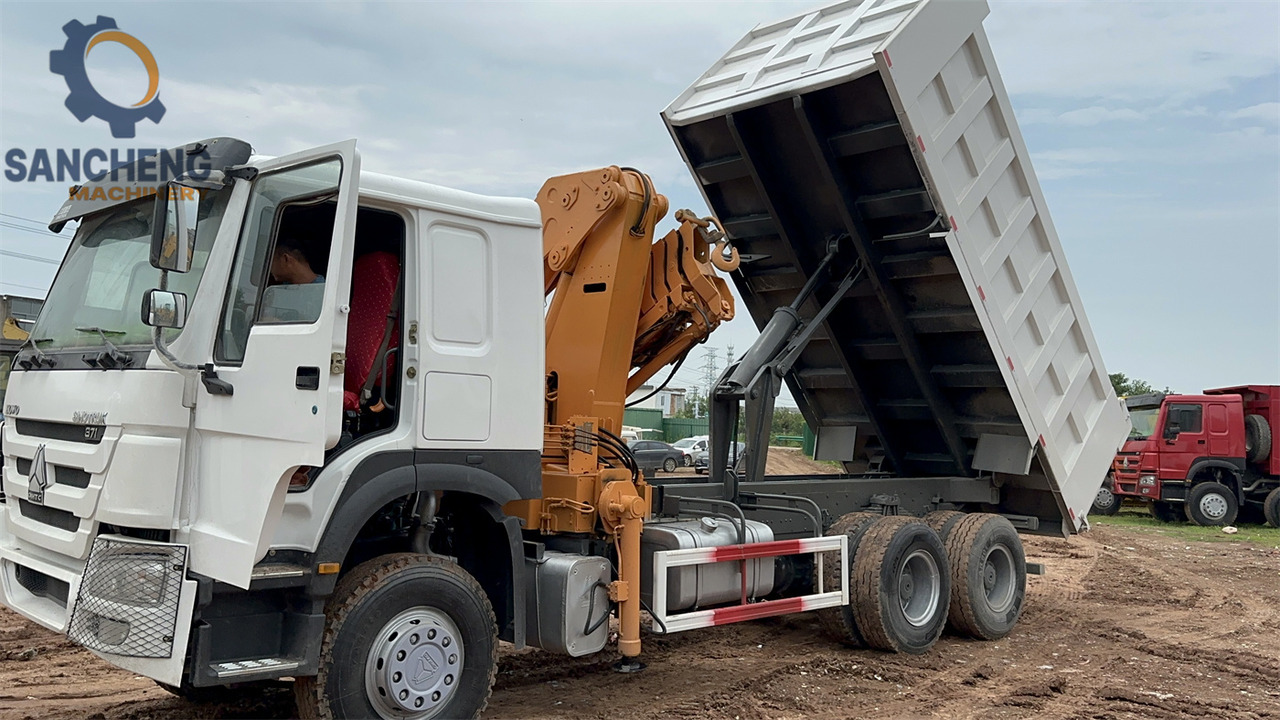 Kraanwagen HOWO 371: afbeelding 24