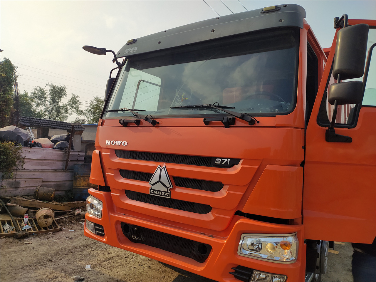 HOWO 371hp - Kipper vrachtwagen: afbeelding 2 HOWO 371hp - Kipper vrachtwagen: afbeelding 2