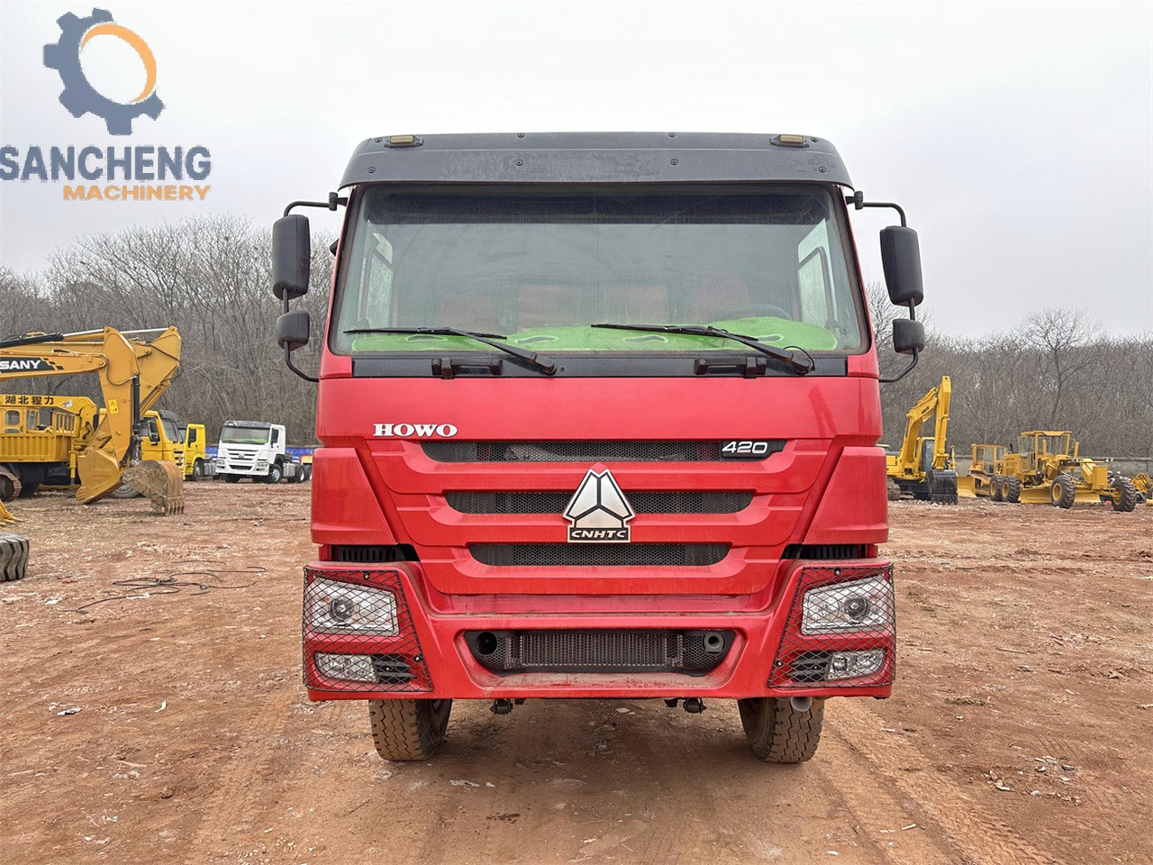HOWO 420 8*4 - Kipper vrachtwagen: afbeelding 4 HOWO 420 8*4 - Kipper vrachtwagen: afbeelding 4
