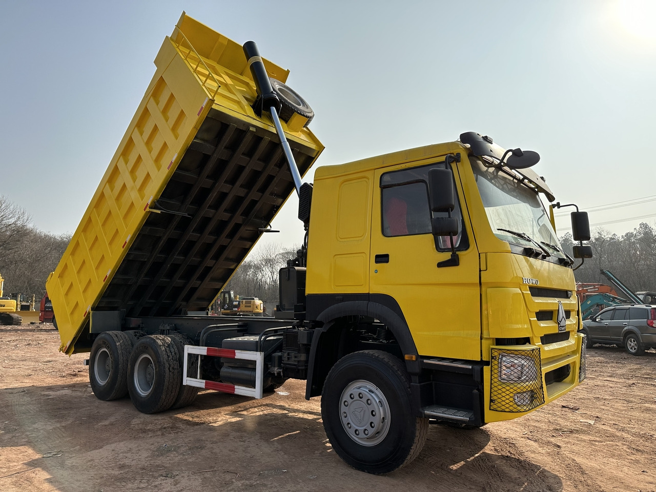 SINOTRUK Howo Dump truck 371 - Kipper vrachtwagen: afbeelding 1 SINOTRUK Howo Dump truck 371 - Kipper vrachtwagen: afbeelding 1
