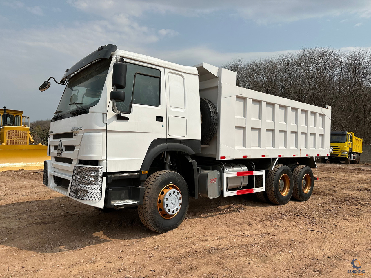 SINOTRUK Howo Dump truck 371 - Kipper vrachtwagen: afbeelding 3 SINOTRUK Howo Dump truck 371 - Kipper vrachtwagen: afbeelding 3