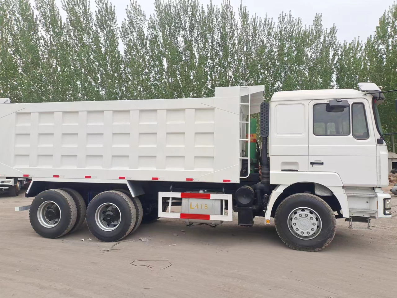 Shacman F3000 Dump Truck - Kipper vrachtwagen: afbeelding 4 Shacman F3000 Dump Truck - Kipper vrachtwagen: afbeelding 4