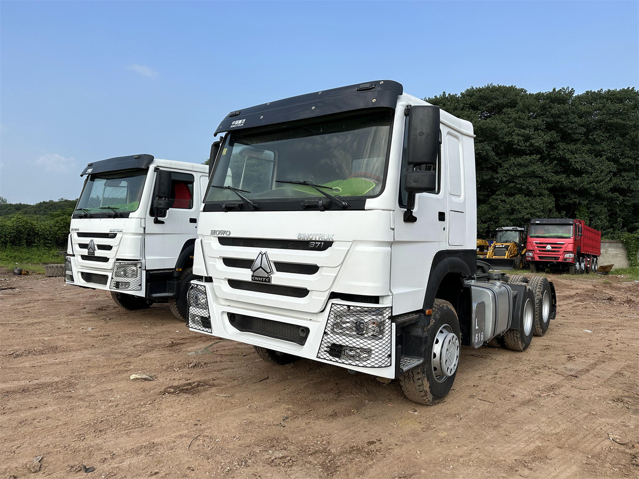 SINOTRUK HOWO 371 Tractor 6X4 - Trekker: afbeelding 1 SINOTRUK HOWO 371 Tractor 6X4 - Trekker: afbeelding 1