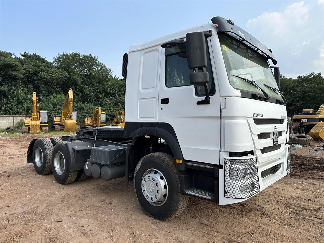 SINOTRUK HOWO 371 Tractor 6X4 - Trekker: afbeelding 4 SINOTRUK HOWO 371 Tractor 6X4 - Trekker: afbeelding 4