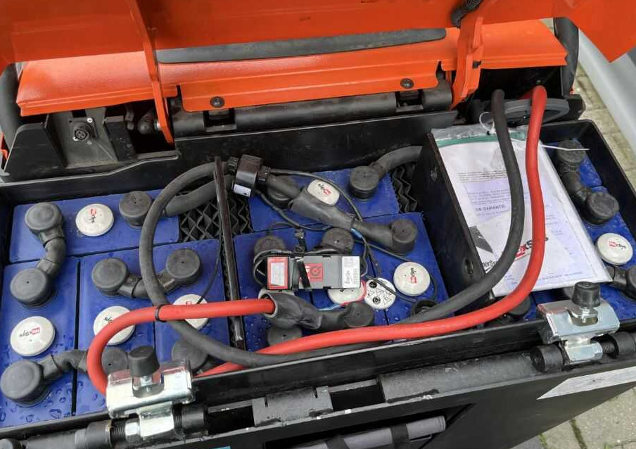 BT TSE300 - Elektrische trekker: afbeelding 5 BT TSE300 - Elektrische trekker: afbeelding 5