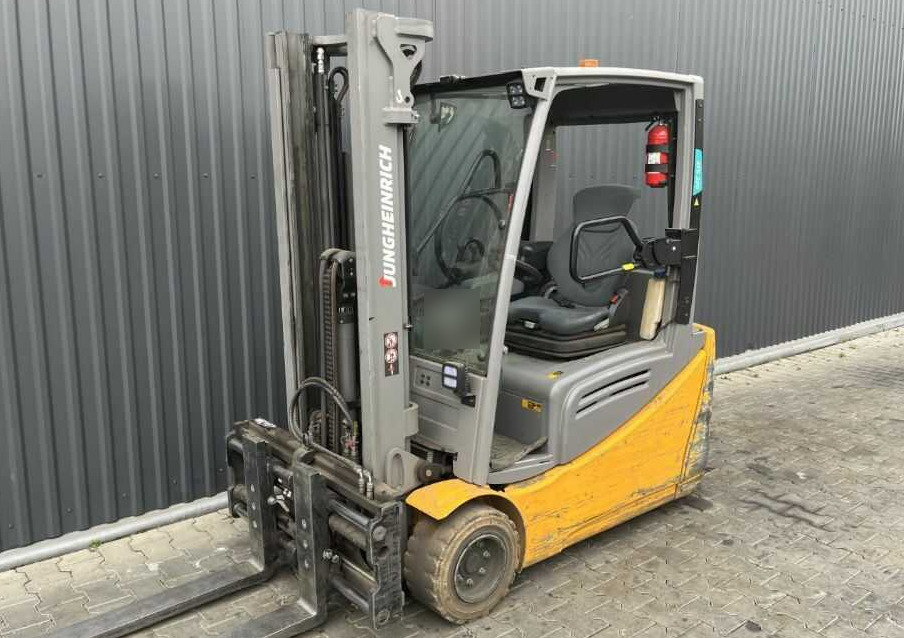 Jungheinrich EFG220 - Elektrische heftruck: afbeelding 1 Jungheinrich EFG220 - Elektrische heftruck: afbeelding 1