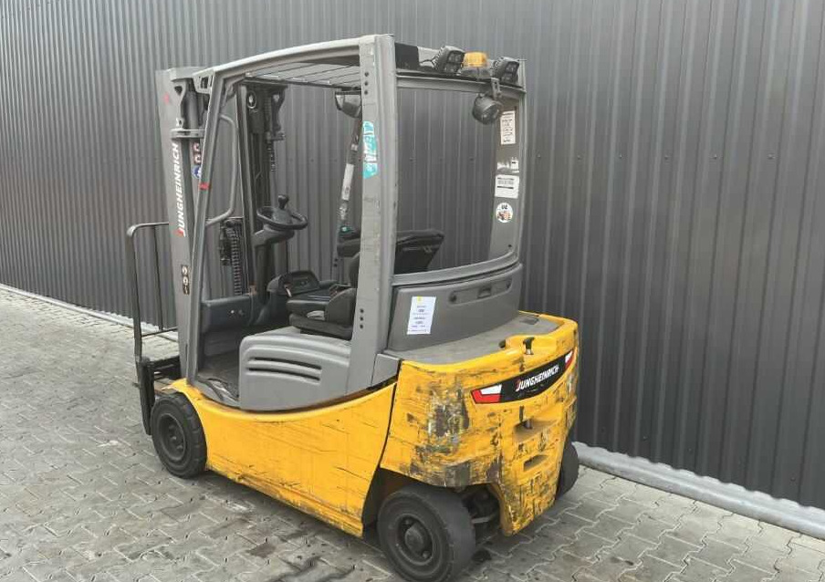 Jungheinrich EFG318 - Elektrische heftruck: afbeelding 3 Jungheinrich EFG318 - Elektrische heftruck: afbeelding 3