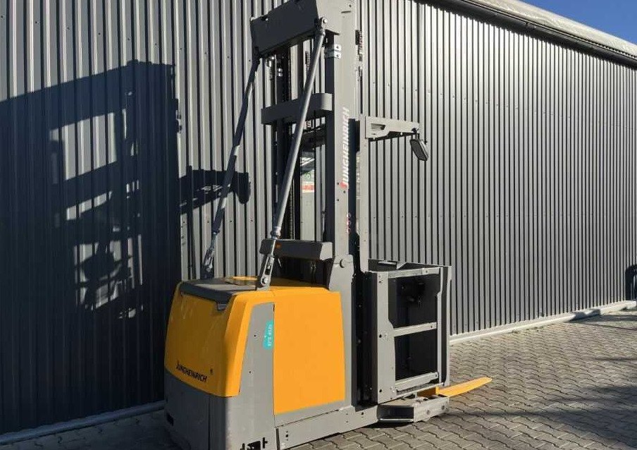 Jungheinrich EKS412s - Orderverzameltruck: afbeelding 1 Jungheinrich EKS412s - Orderverzameltruck: afbeelding 1