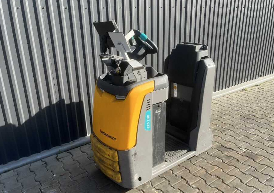 Jungheinrich EZS130 - Elektrische trekker: afbeelding 1 Jungheinrich EZS130 - Elektrische trekker: afbeelding 1