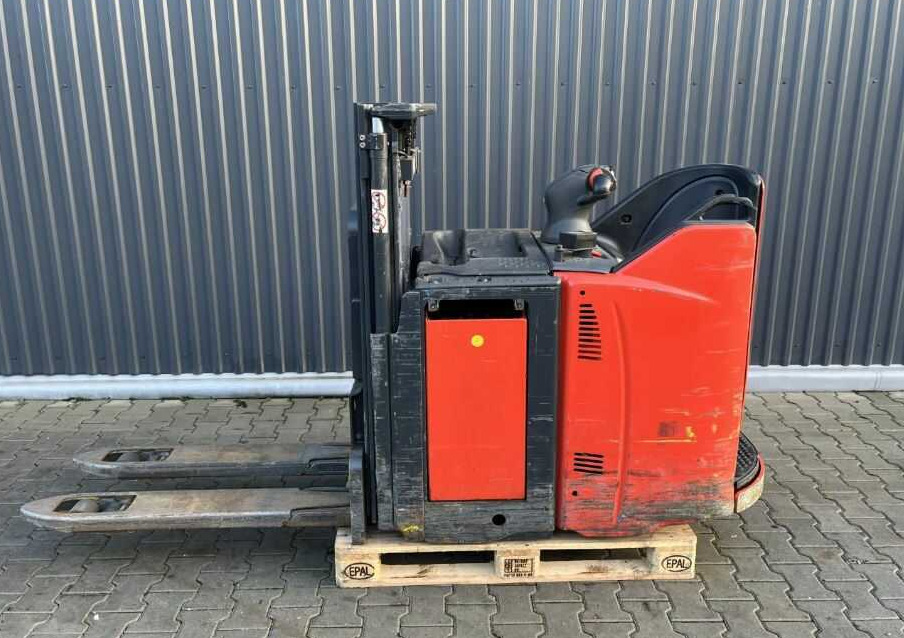 Linde D12SP - Stapelaar: afbeelding 2 Linde D12SP - Stapelaar: afbeelding 2
