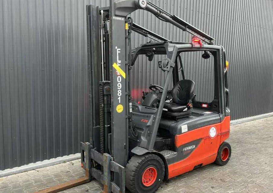 Linde E25L-01 - Elektrische heftruck: afbeelding 1 Linde E25L-01 - Elektrische heftruck: afbeelding 1