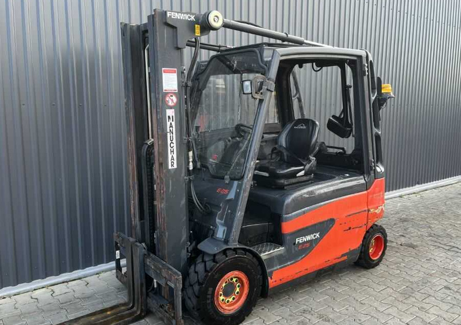 Linde E25L-01 - Elektrische heftruck: afbeelding 1 Linde E25L-01 - Elektrische heftruck: afbeelding 1
