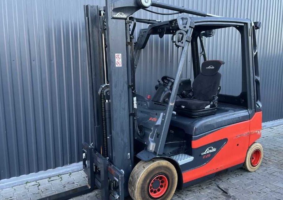 Linde E25L-02 - Elektrische heftruck: afbeelding 1 Linde E25L-02 - Elektrische heftruck: afbeelding 1
