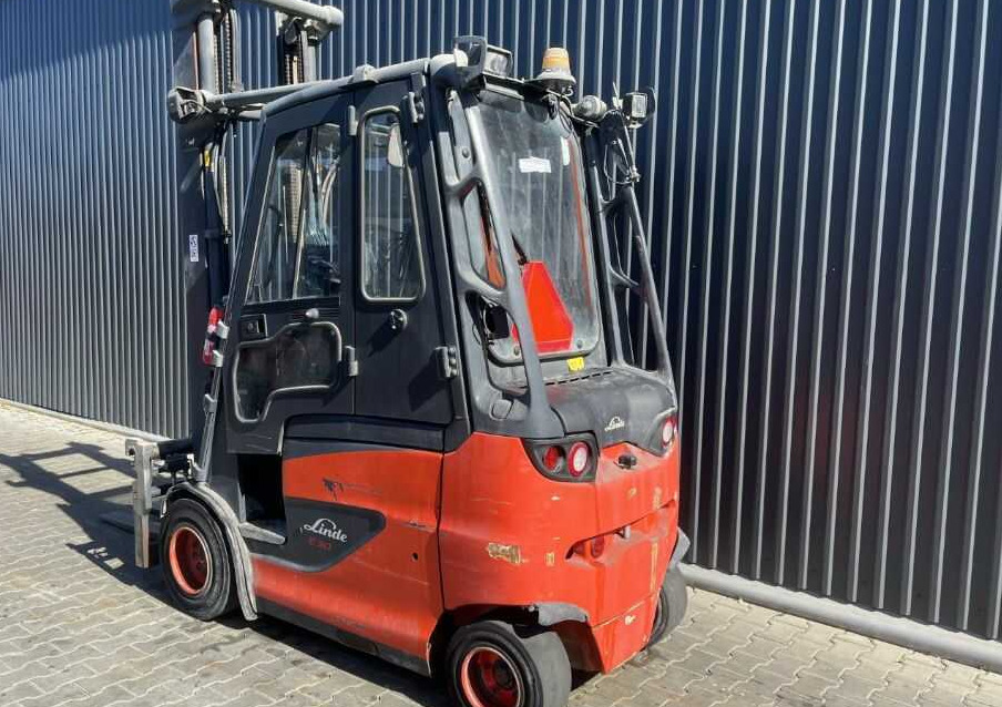 Linde E30H-01/600 - Elektrische heftruck: afbeelding 3 Linde E30H-01/600 - Elektrische heftruck: afbeelding 3