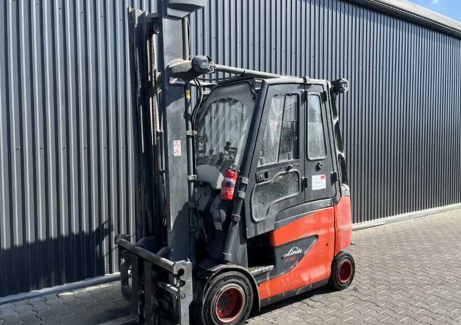 Linde E30H-01/600 - Elektrische heftruck: afbeelding 1 Linde E30H-01/600 - Elektrische heftruck: afbeelding 1