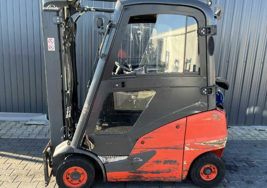 Linde H18T-01 - LPG heftruck: afbeelding 2 Linde H18T-01 - LPG heftruck: afbeelding 2