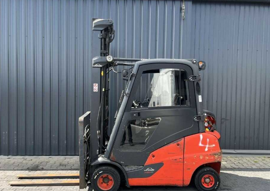 Linde H20T-01 - LPG heftruck: afbeelding 2 Linde H20T-01 - LPG heftruck: afbeelding 2