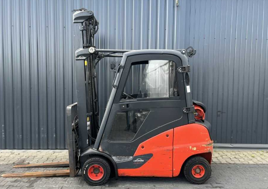 Linde H20T-01 - LPG heftruck: afbeelding 2 Linde H20T-01 - LPG heftruck: afbeelding 2