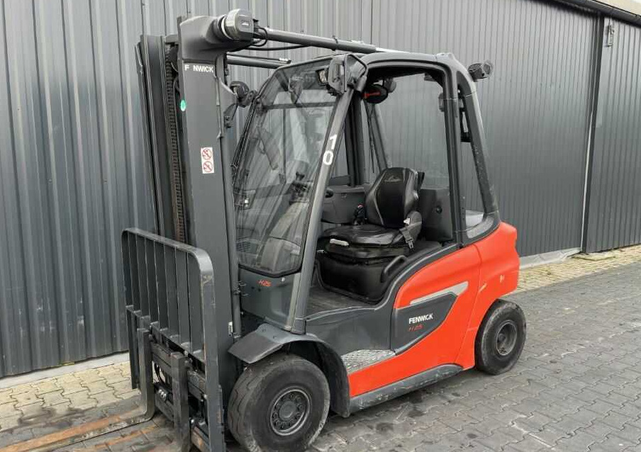 Linde H25D-01 - Diesel heftruck: afbeelding 1 Linde H25D-01 - Diesel heftruck: afbeelding 1