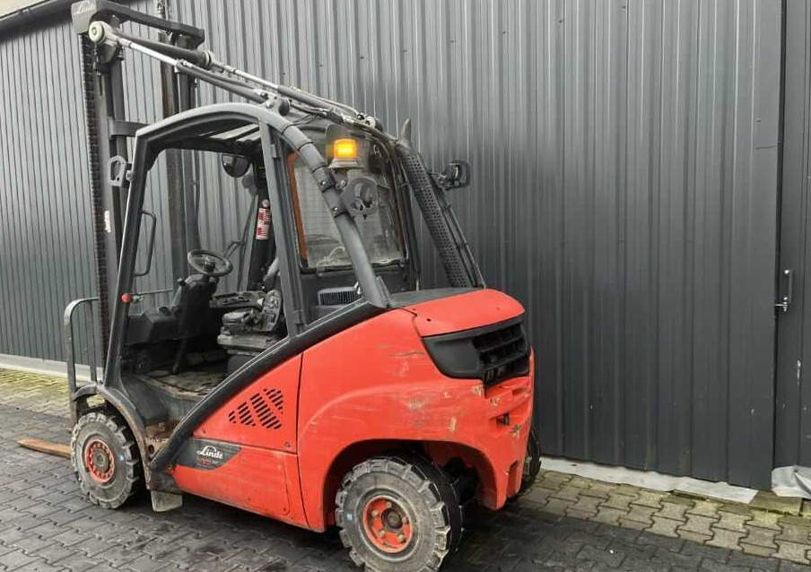 Linde H25D-02 - Diesel heftruck: afbeelding 3 Linde H25D-02 - Diesel heftruck: afbeelding 3