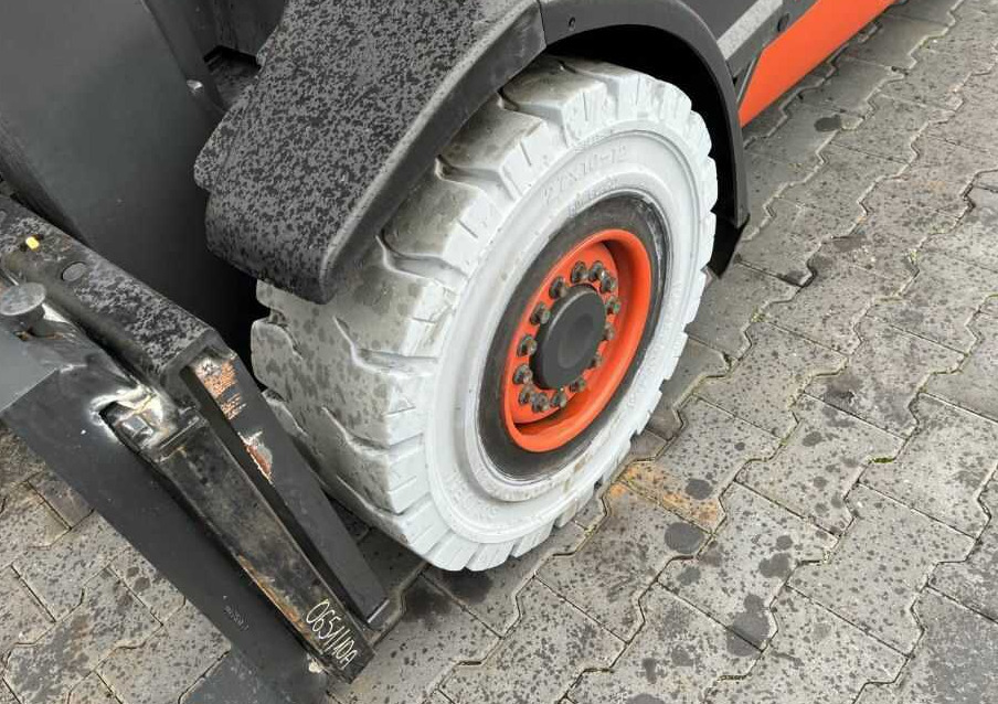 Linde H30T-02 - LPG heftruck: afbeelding 5 Linde H30T-02 - LPG heftruck: afbeelding 5