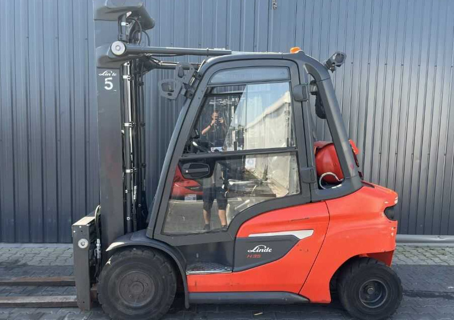 Linde H35T-01 - LPG heftruck: afbeelding 2 Linde H35T-01 - LPG heftruck: afbeelding 2