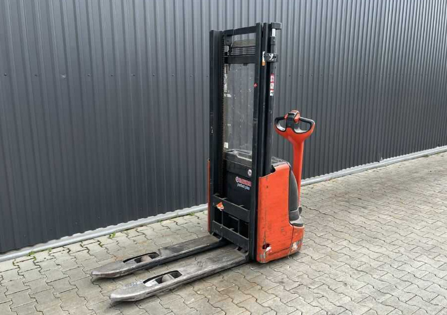 Linde L12 - Stapelaar: afbeelding 1 Linde L12 - Stapelaar: afbeelding 1