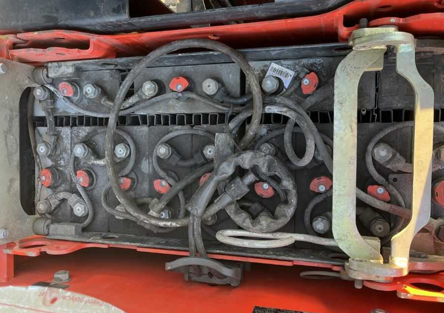 Linde P30C - Elektrische trekker: afbeelding 2 Linde P30C - Elektrische trekker: afbeelding 2