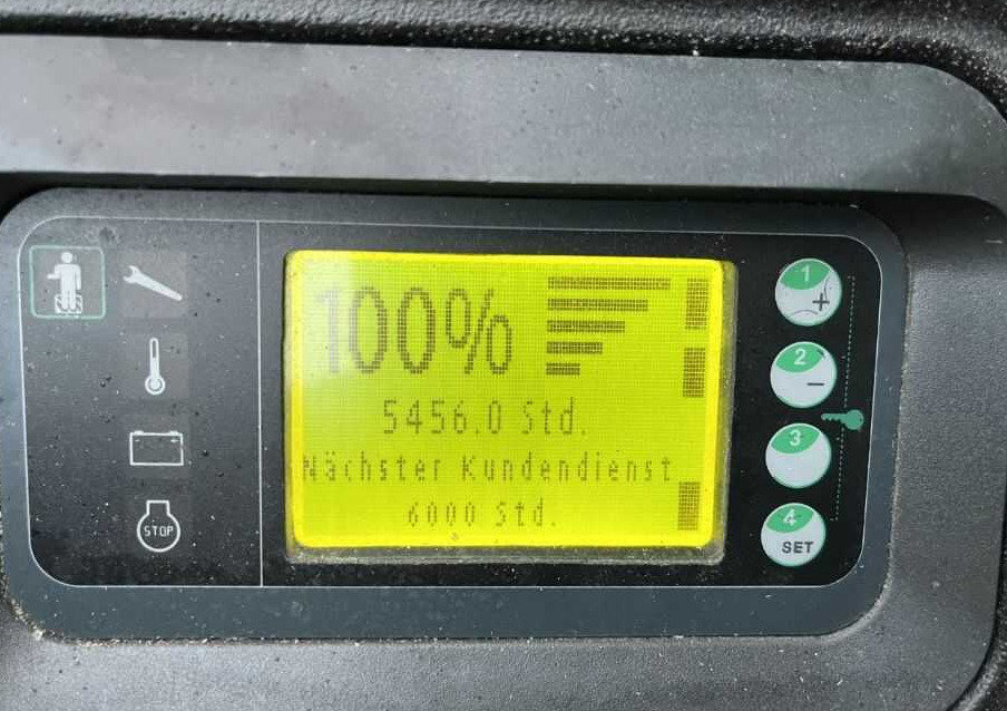 Linde P30C - Elektrische trekker: afbeelding 4 Linde P30C - Elektrische trekker: afbeelding 4